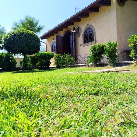 Casa Vacanze 'al Giardino Degli Ulivi' Lodge Marinella di Selinunte